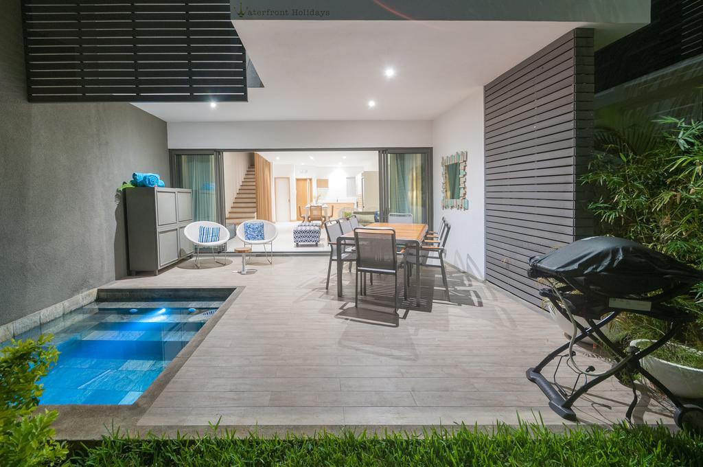 Vila Latitude - With Private Plunge Pool Rivière Noire Exteriér fotografie
